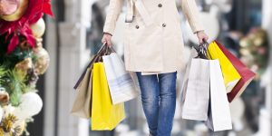 9 Tips to Protect Your Back While Shopping This Holiday Season